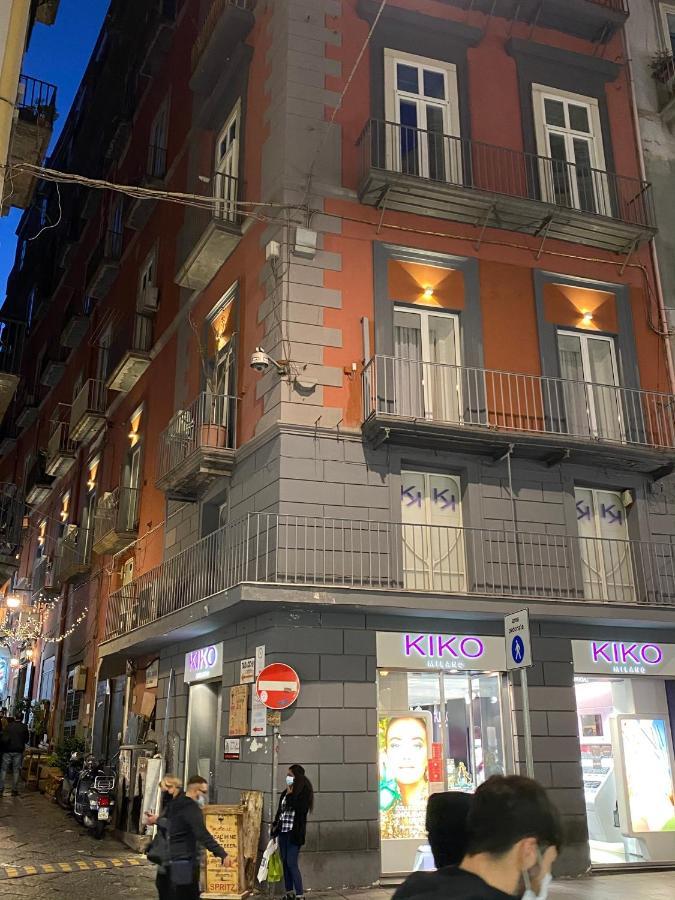 Bed and Breakfast Salotto Toledo Napoli Esterno foto