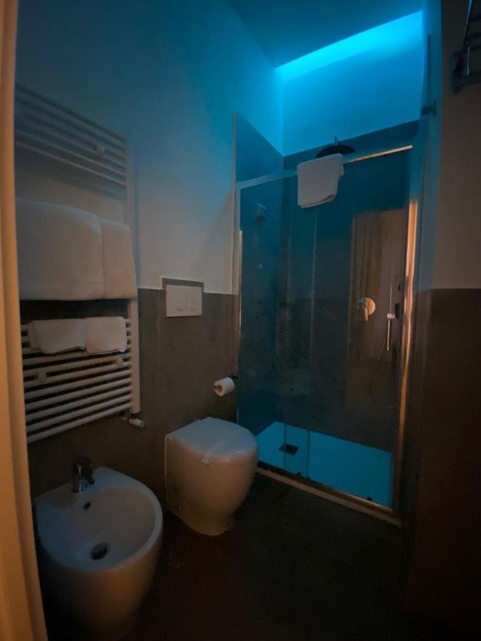 Bed and Breakfast Salotto Toledo Napoli Esterno foto
