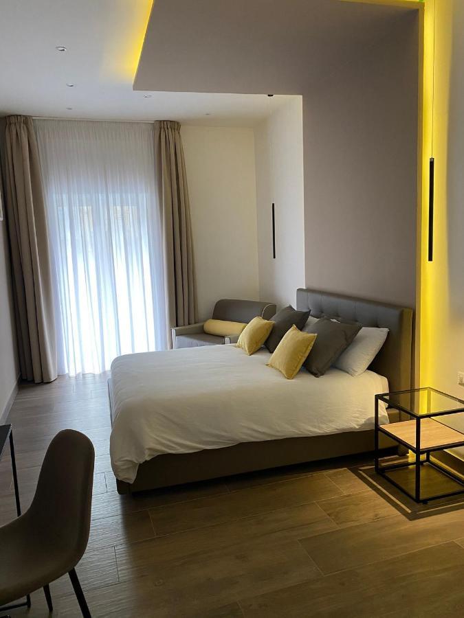 Bed and Breakfast Salotto Toledo Napoli Esterno foto